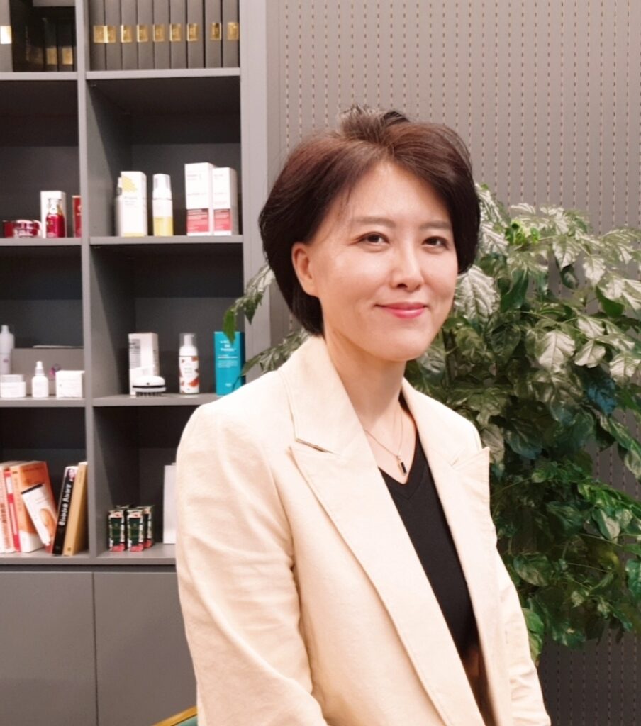 레이로이 채정아대표